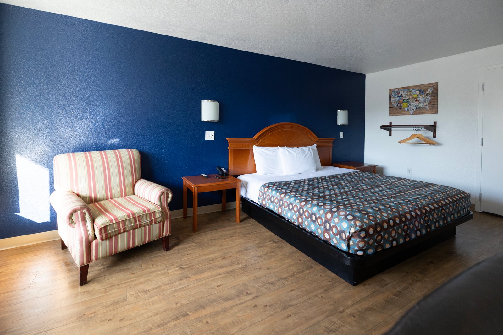 Budget Inn Greenville King Bed Room 4