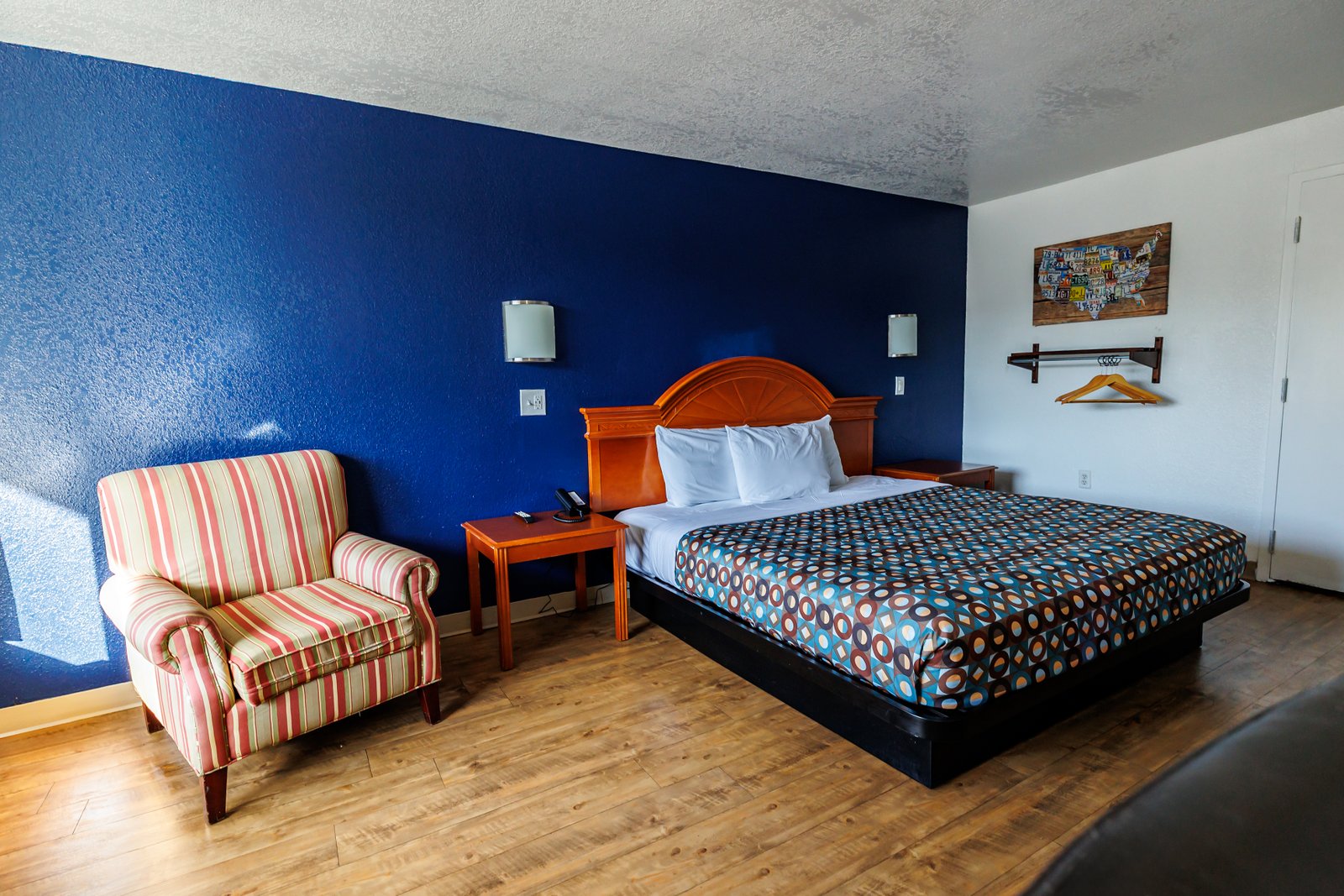 Budget Inn Greenville Queen Bed Room 7