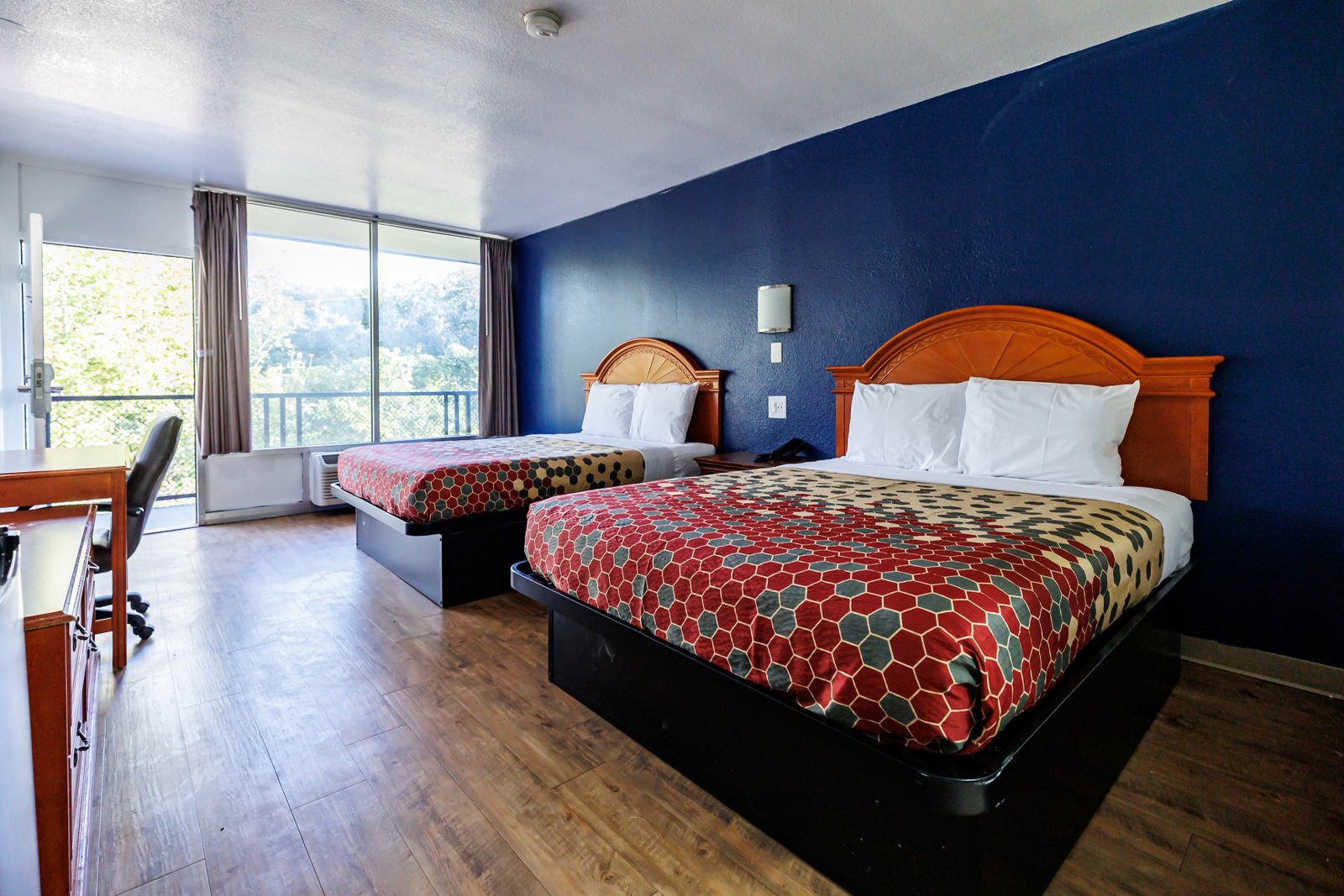 Budget Inn Greenville Two Queen Bed Room 1