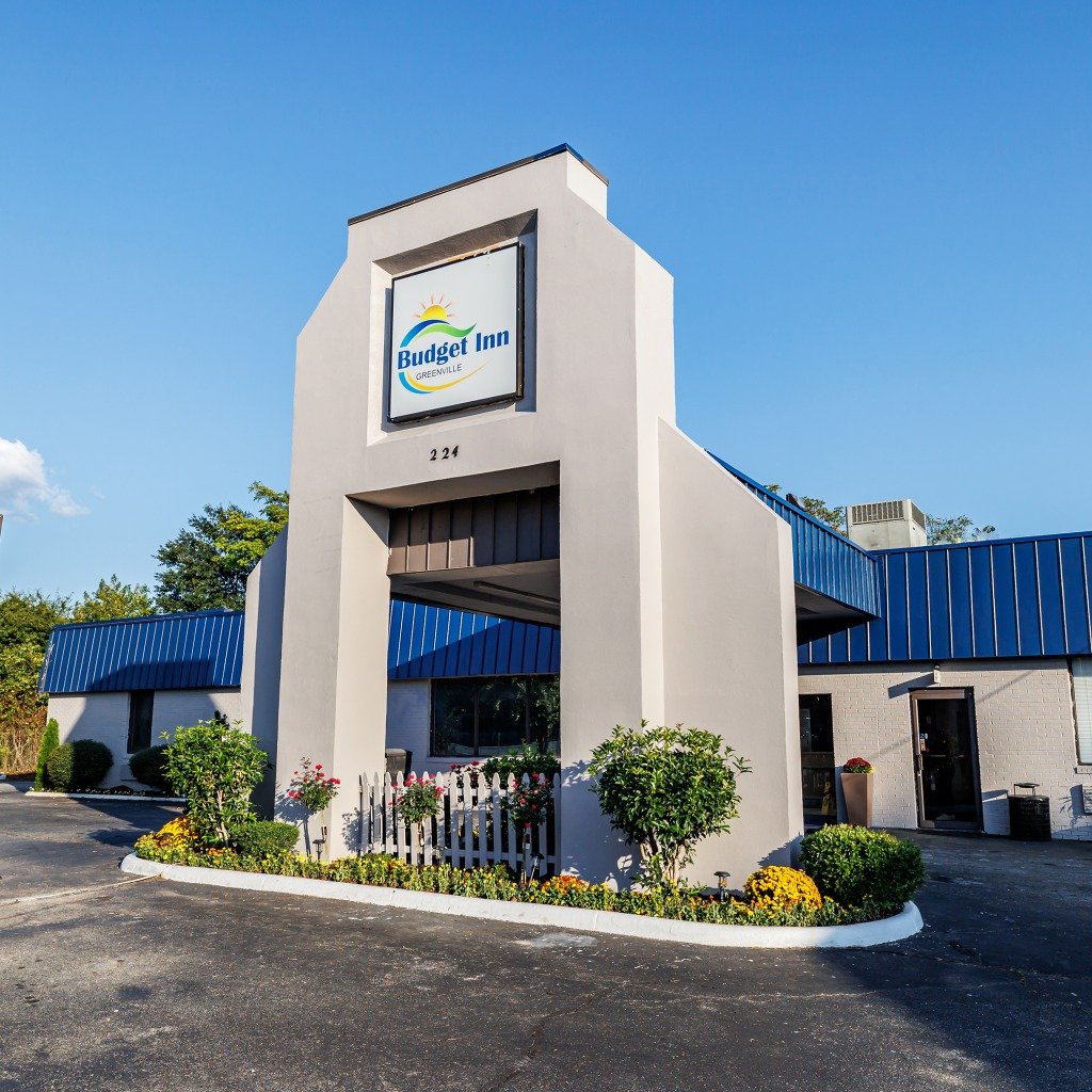 Budget Inn Greenville main entrance and property facade